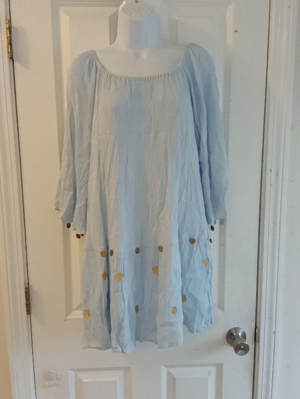 LILLY PULITZER Light Blue Peasant Tunic with Gold Dot Accents SIZE SMALL
